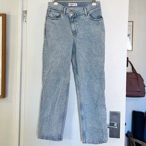 Abercrombie & Fitch "The 90s Straight Ultra High Rise" Jeans, 29/8s